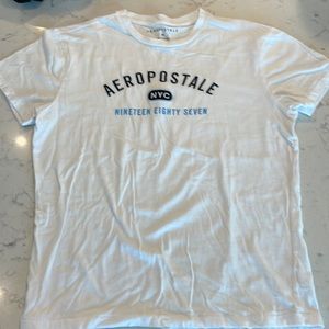 Aeropostale T-shirt size M